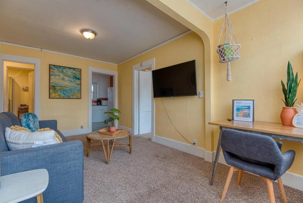 #Stayinmydistrict Heritage House Apt Coos Bay Exterior foto